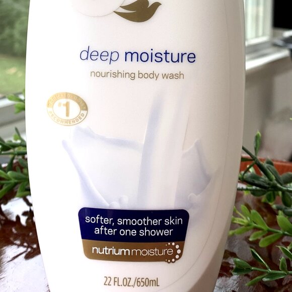DOVE Deep Moisture Body Wash - Picture 2 of 6